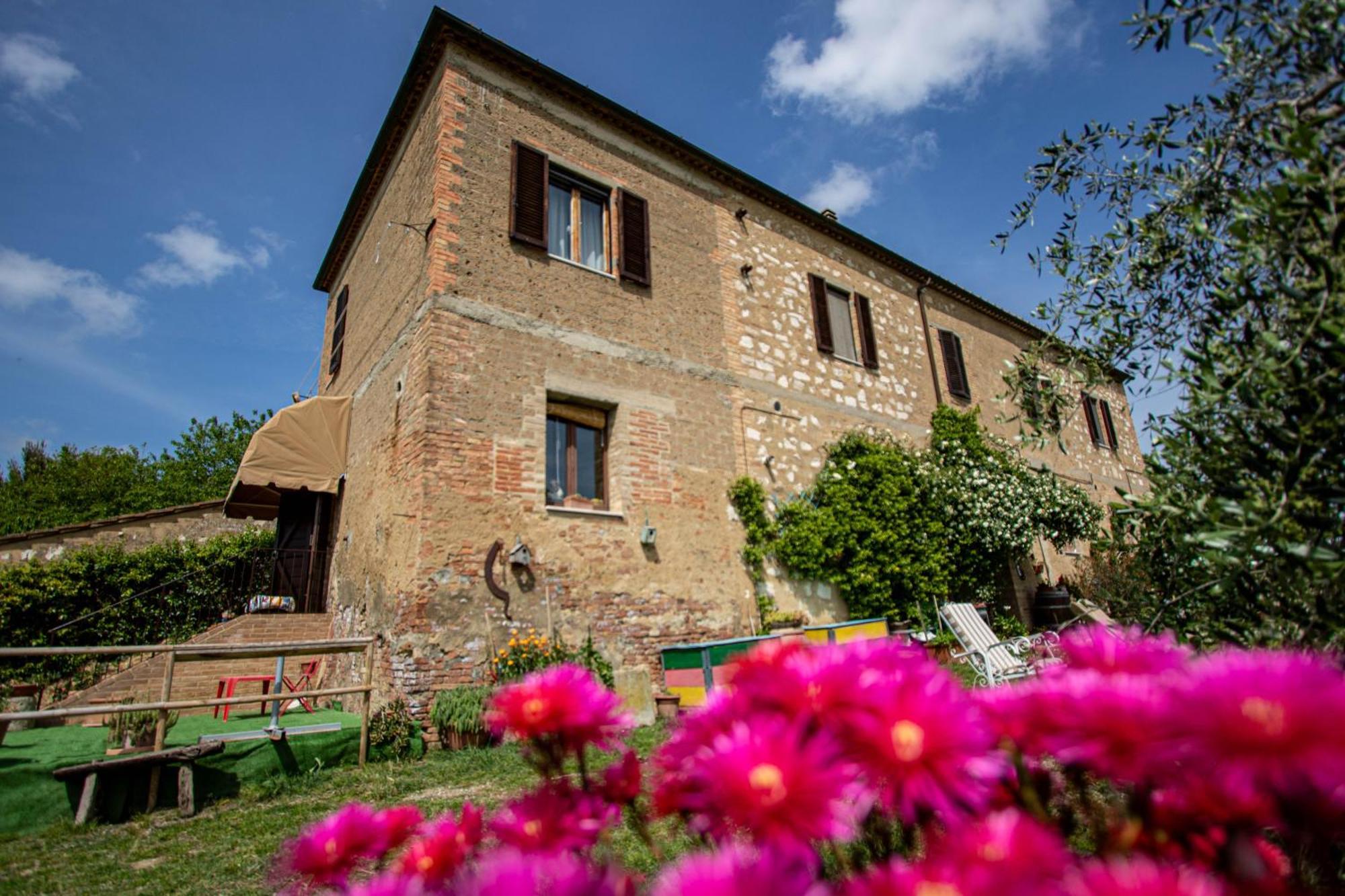 Agriturismo Biofattoria L'Upupa Montalcino Exterior foto